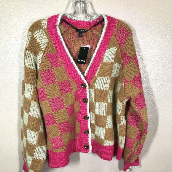 Chunky V-Neck Button Front Cardigan Sweater - Picture 4 of 8